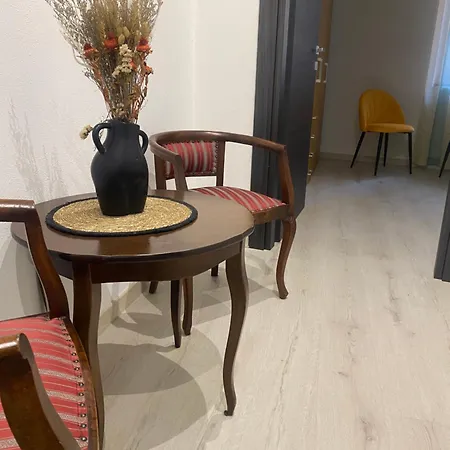 شقة Casa Piazzetta سالوزو