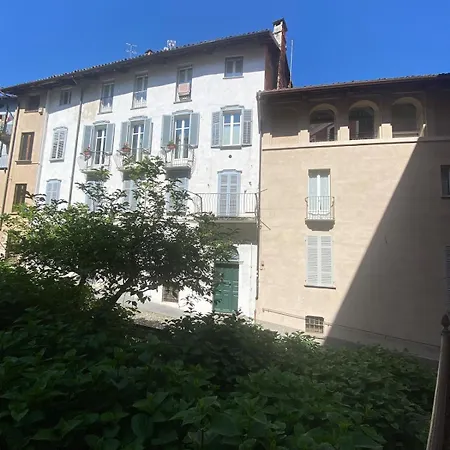 アパート Casa Piazzetta